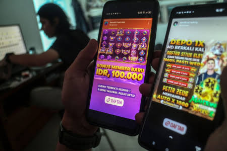 Slot online merupakan salah satu permainan kasino yang digemari banyak orang karena kesederhanaan dan keseruannya. Slot 3-reel dan